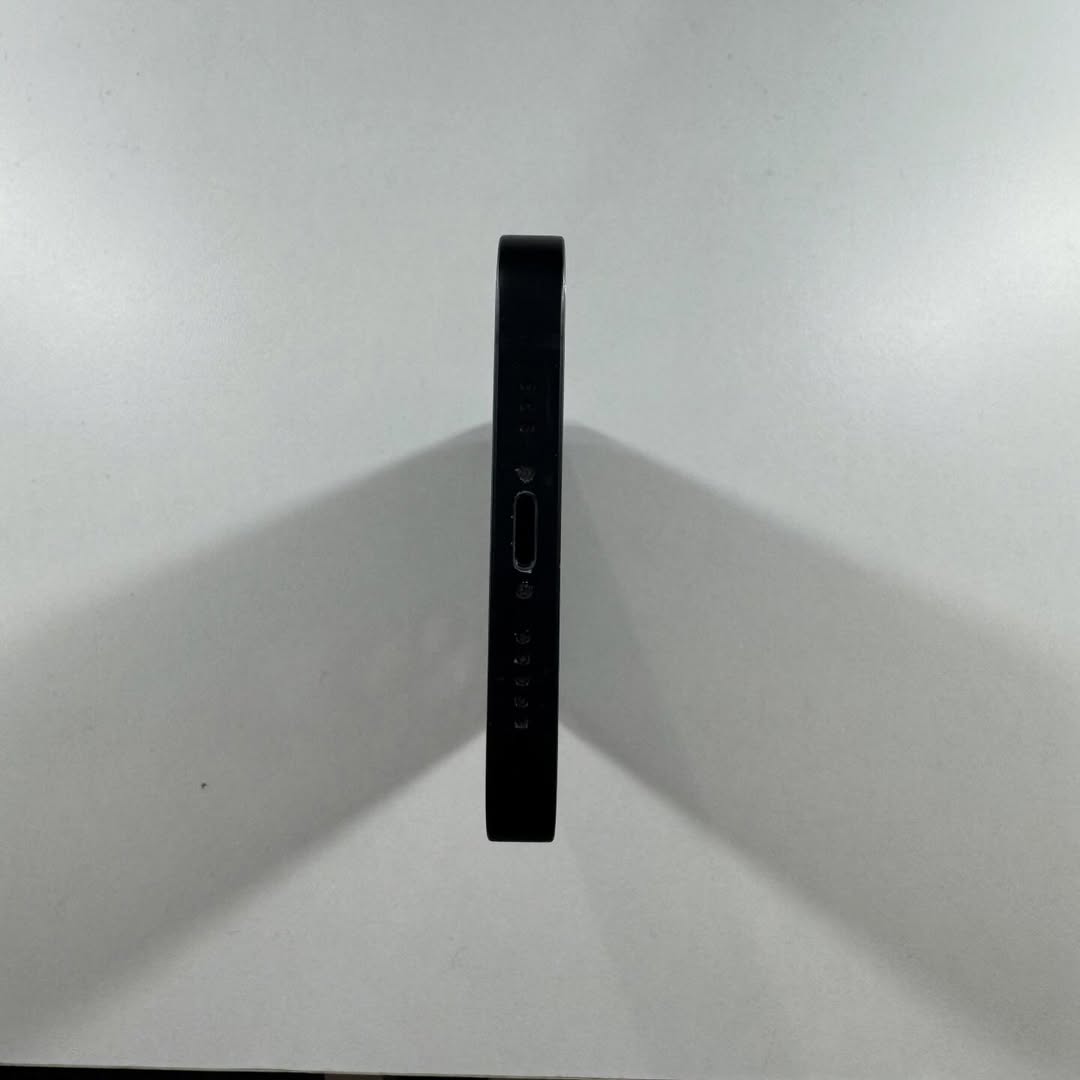 iPhone 14 Midnight - Imagen 3